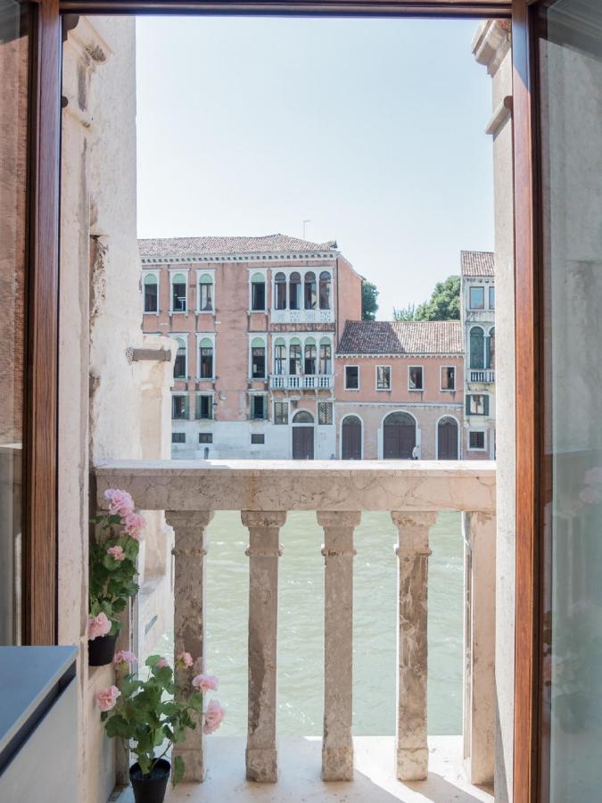 Palace Canal View By Wonderful Italy البندقية المظهر الخارجي الصورة