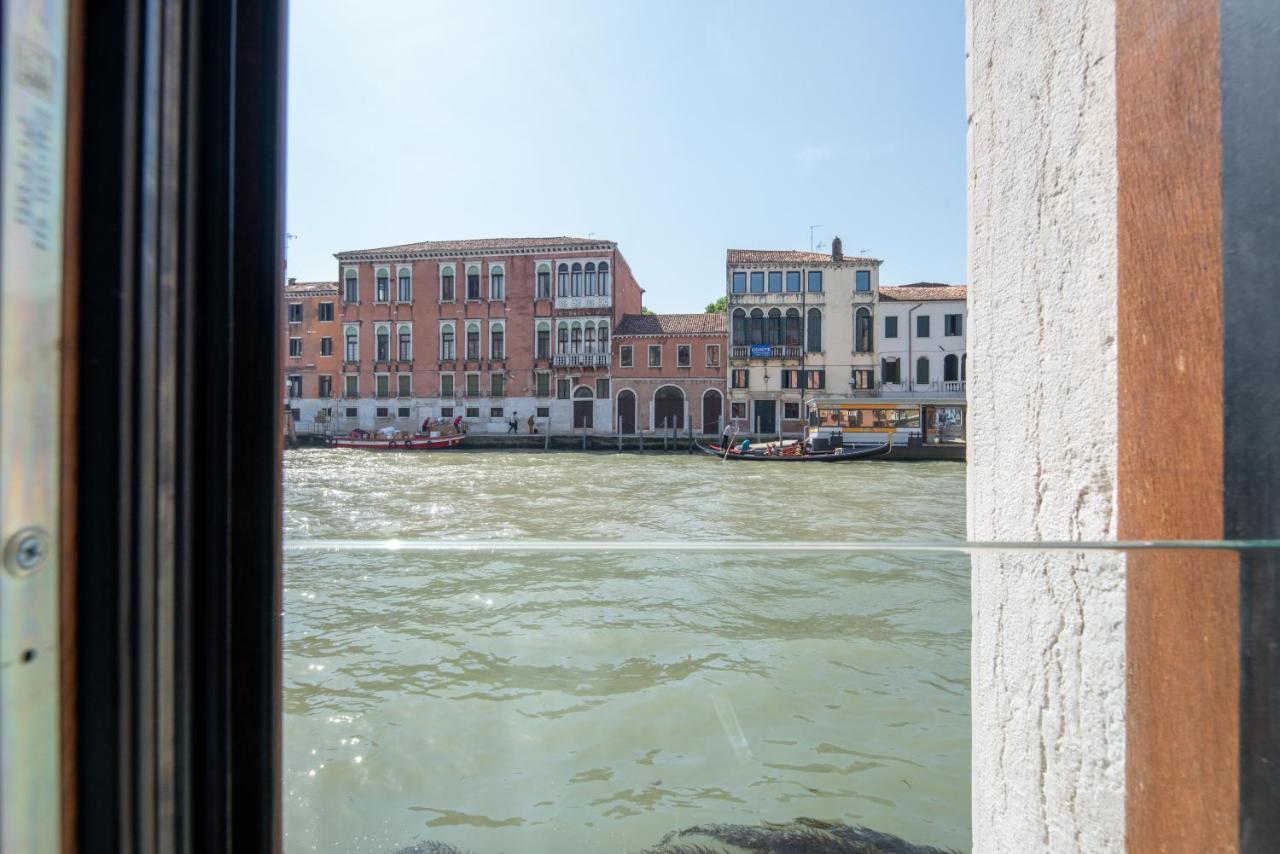 Palace Canal View By Wonderful Italy البندقية المظهر الخارجي الصورة