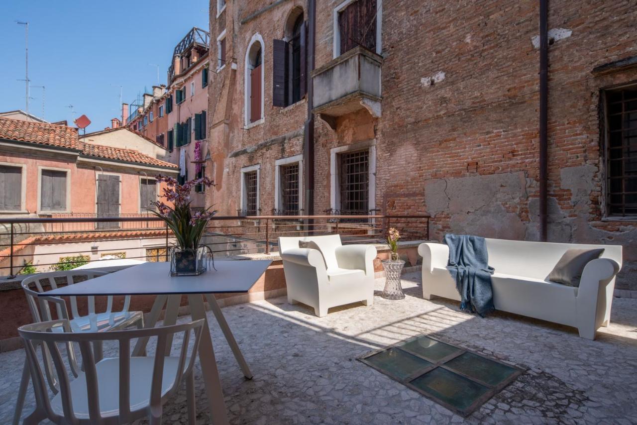 Palace Canal View By Wonderful Italy البندقية المظهر الخارجي الصورة