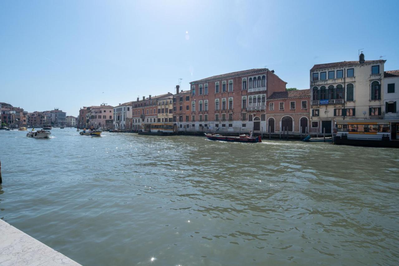 Palace Canal View By Wonderful Italy البندقية المظهر الخارجي الصورة