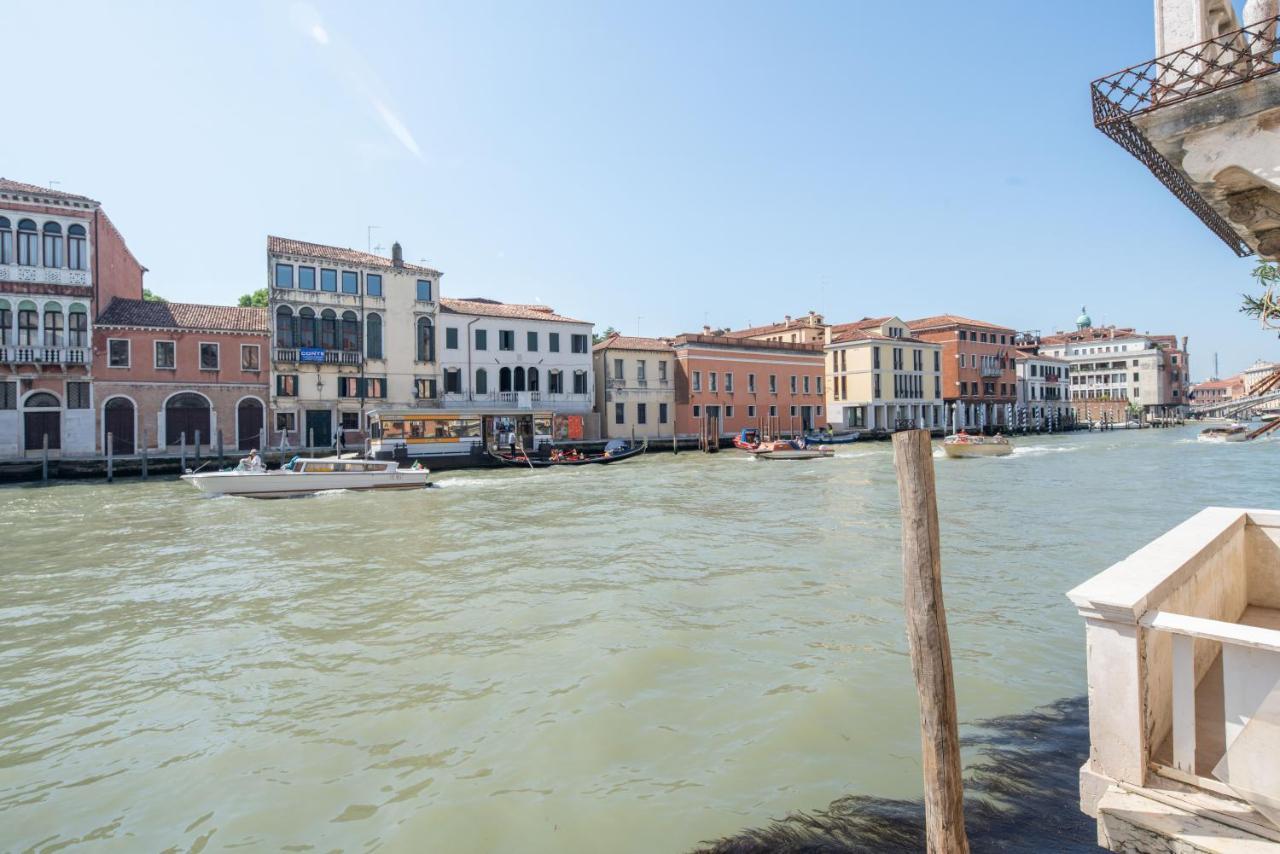 Palace Canal View By Wonderful Italy البندقية المظهر الخارجي الصورة