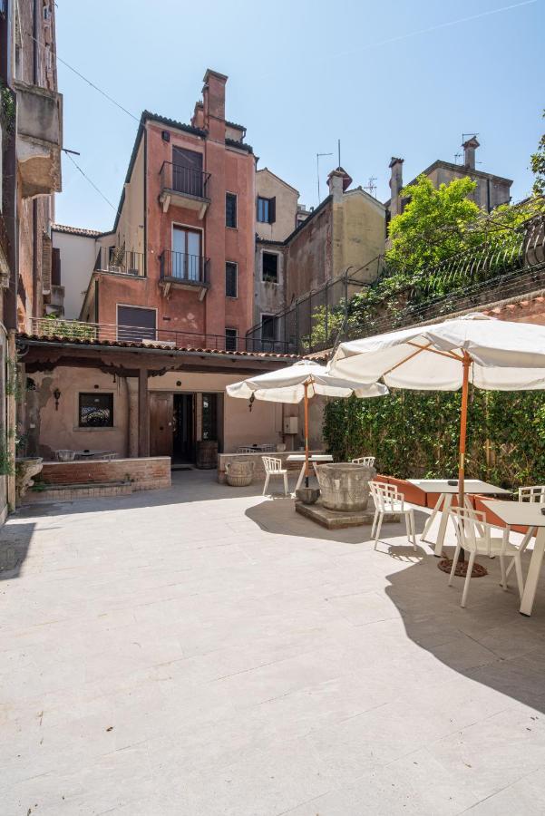 Palace Canal View By Wonderful Italy البندقية المظهر الخارجي الصورة